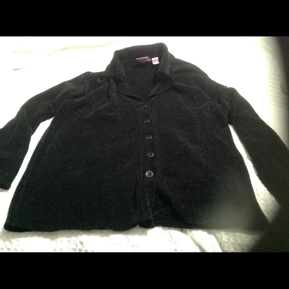 Premiere international sweater